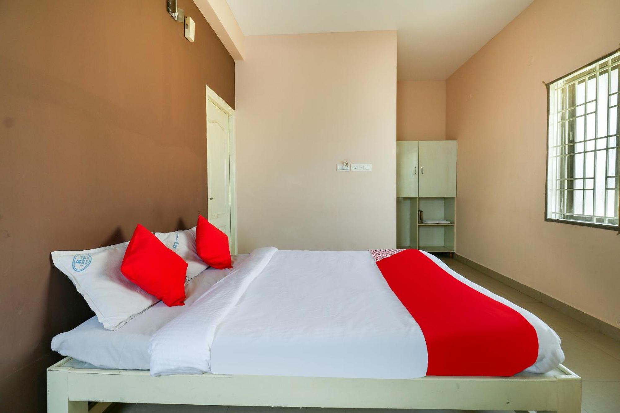 Super Hotel O Rj Tower Tallākulam Εξωτερικό φωτογραφία