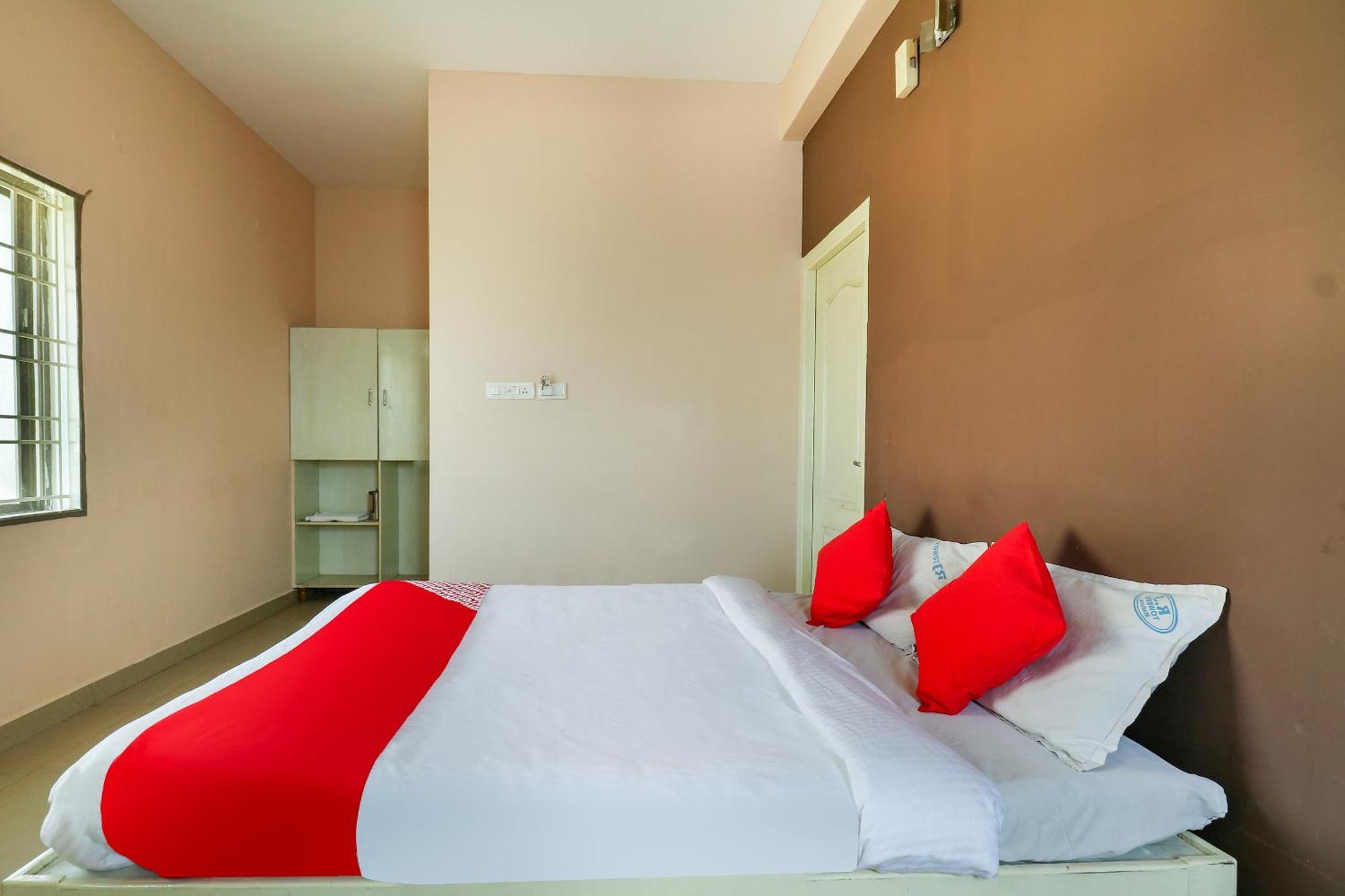 Super Hotel O Rj Tower Tallākulam Εξωτερικό φωτογραφία